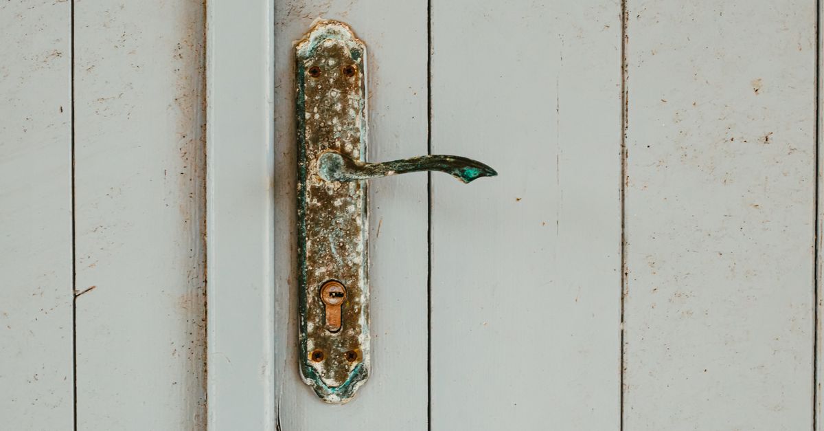Signs Your Door Knob Lock or Deadbolt Has Reached the End of Its Life — Dedham Locksmith